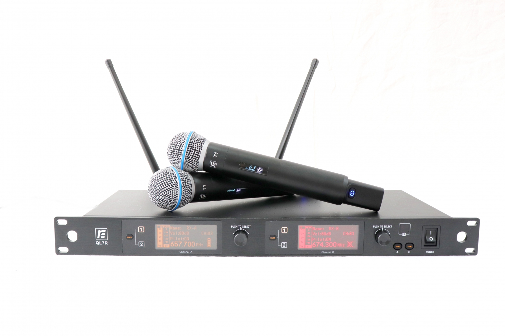 RFIntell QL7R/T1-A 651,800-683,400 МГц 2-канальная радиосистема с 2-мя ручными микрофонами в Саратовской области