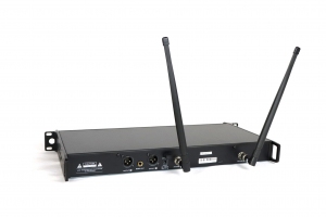 RFIntell QL7R/T1-A 651,800-683,400 МГц 2-канальная радиосистема с 2-мя ручными микрофонами в Саратовской области